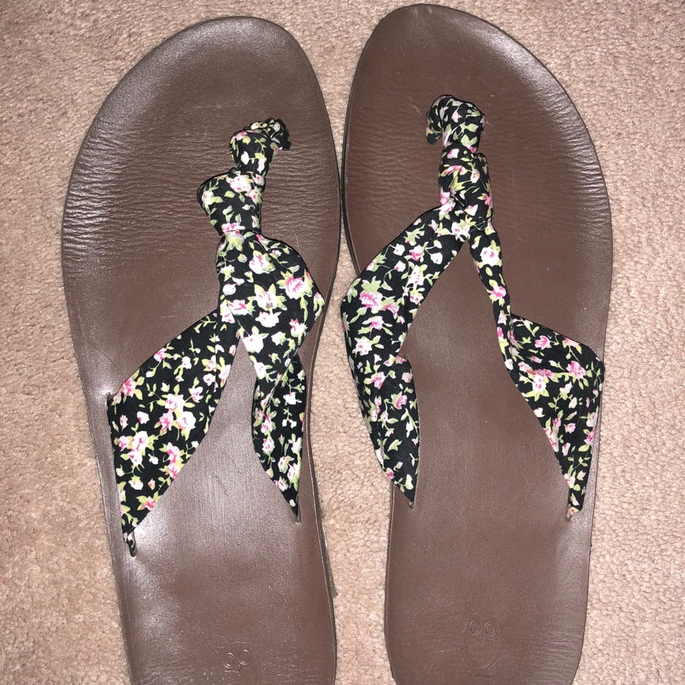 Summer sandals